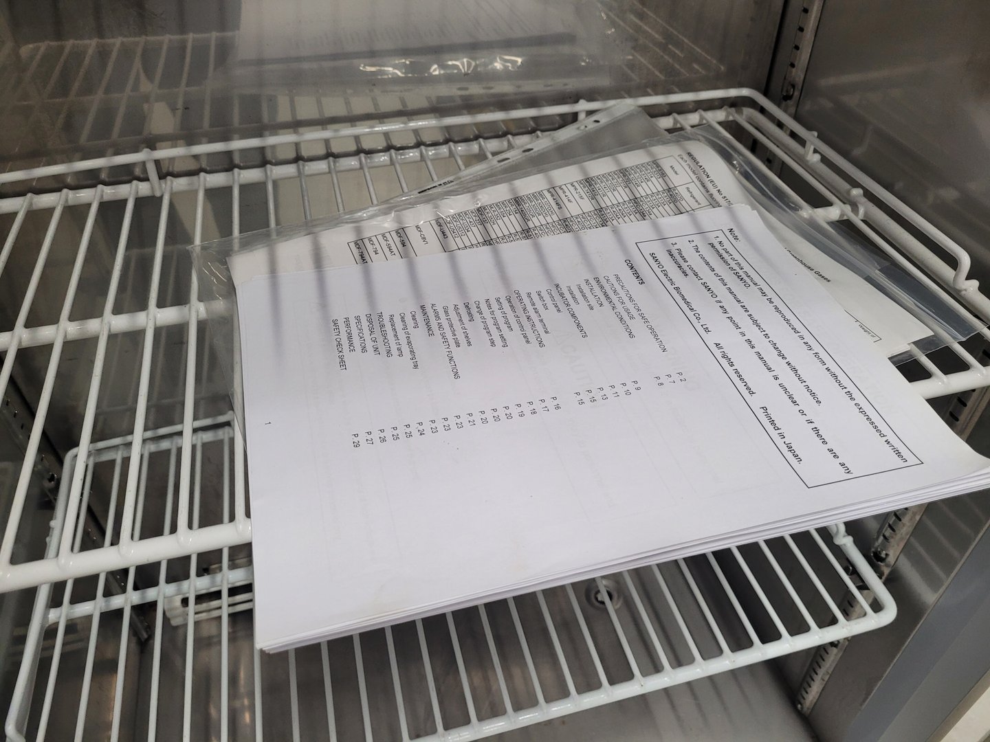 Image of Sanyo MIR 252 Refrigerated Laboratory Incubator Lab