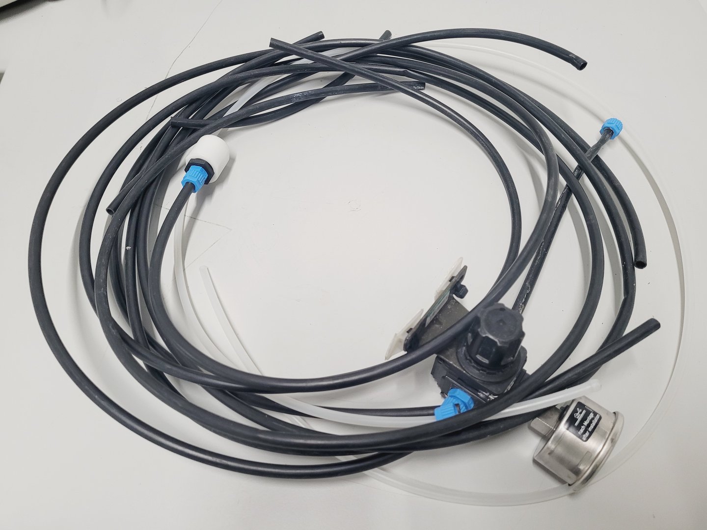 Image of Millipore Elix 3 Water Purification System and 30L PE030 Storage Tank lab