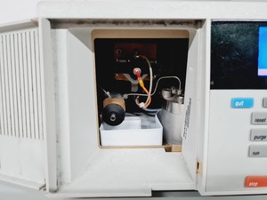 Thumbnail image of Perkin Elmer 200 Series HPLC System With Diode Array Detector Lab
