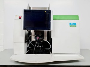 Thumbnail image of Perkin Elmer Aanalyst 400 Atomic Absorption Spectrometer & Software Lab