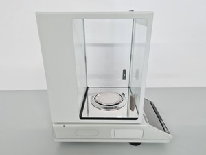 Thumbnail image of Mettler Toledo AM100 Digital Analytical Balance Lab