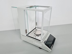 Thumbnail image of Mettler Toledo AM100 Digital Analytical Balance Lab