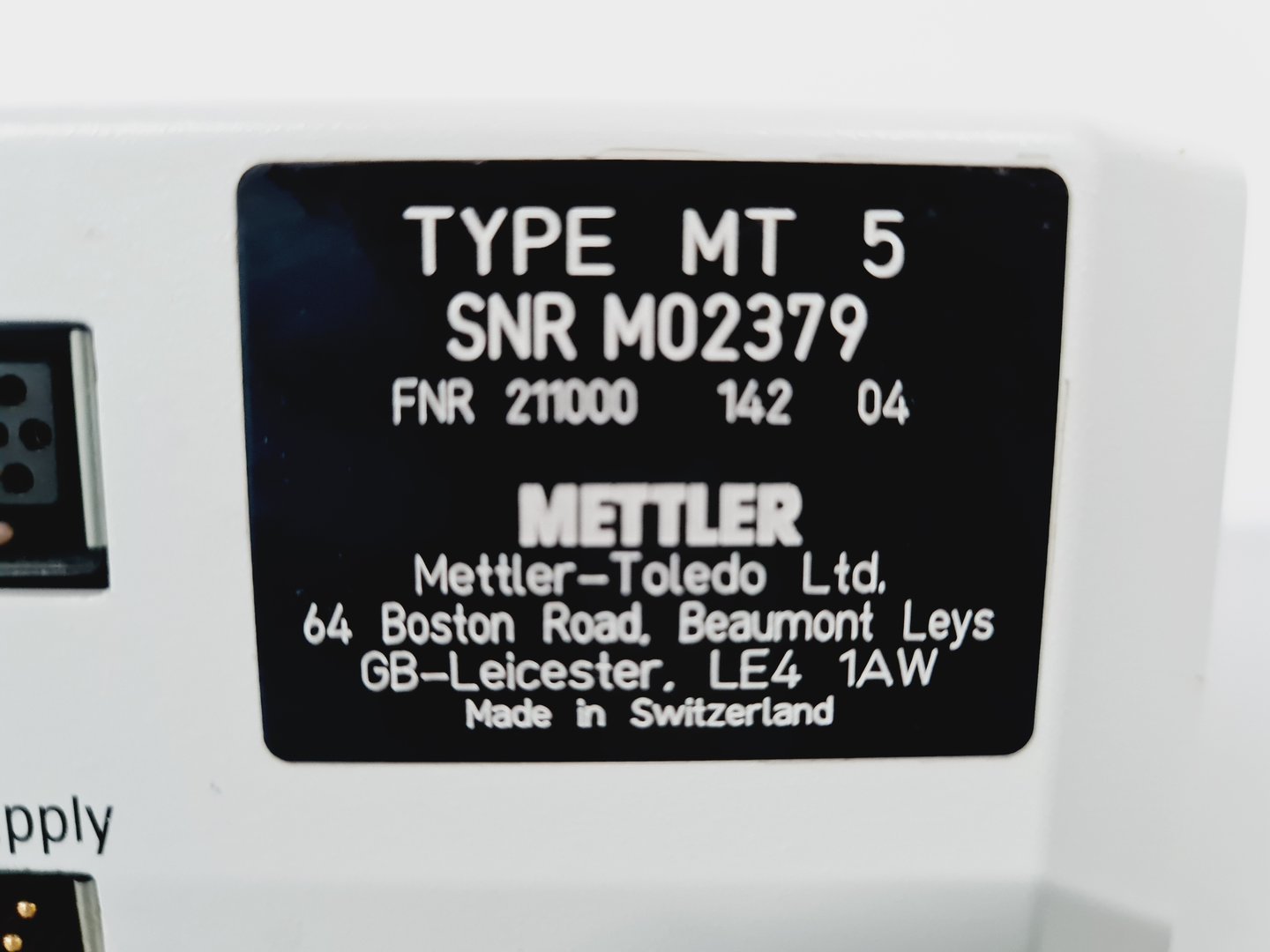 Image of Mettler Toledo MT5 Analytical Microbalance Lab