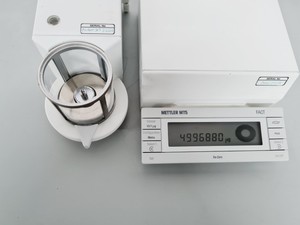 Thumbnail image of Mettler Toledo MT5 Analytical Microbalance Lab