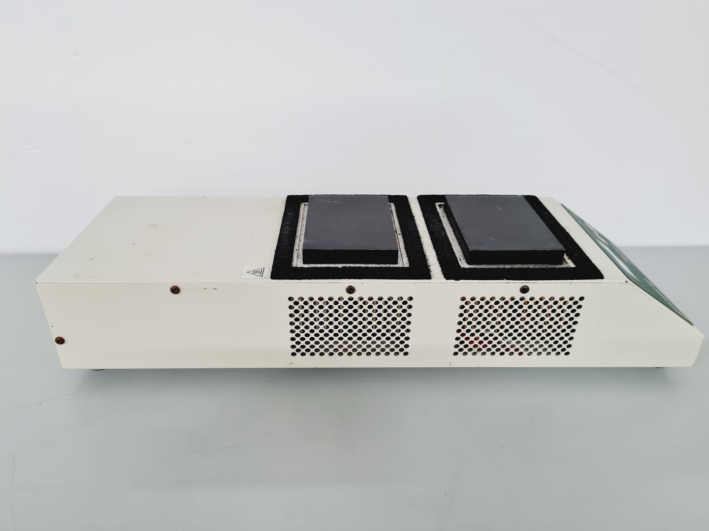 Image of Torrey Pines Scientific Inc Echotherm Heating/Chilling Plate IC22-2 Lab