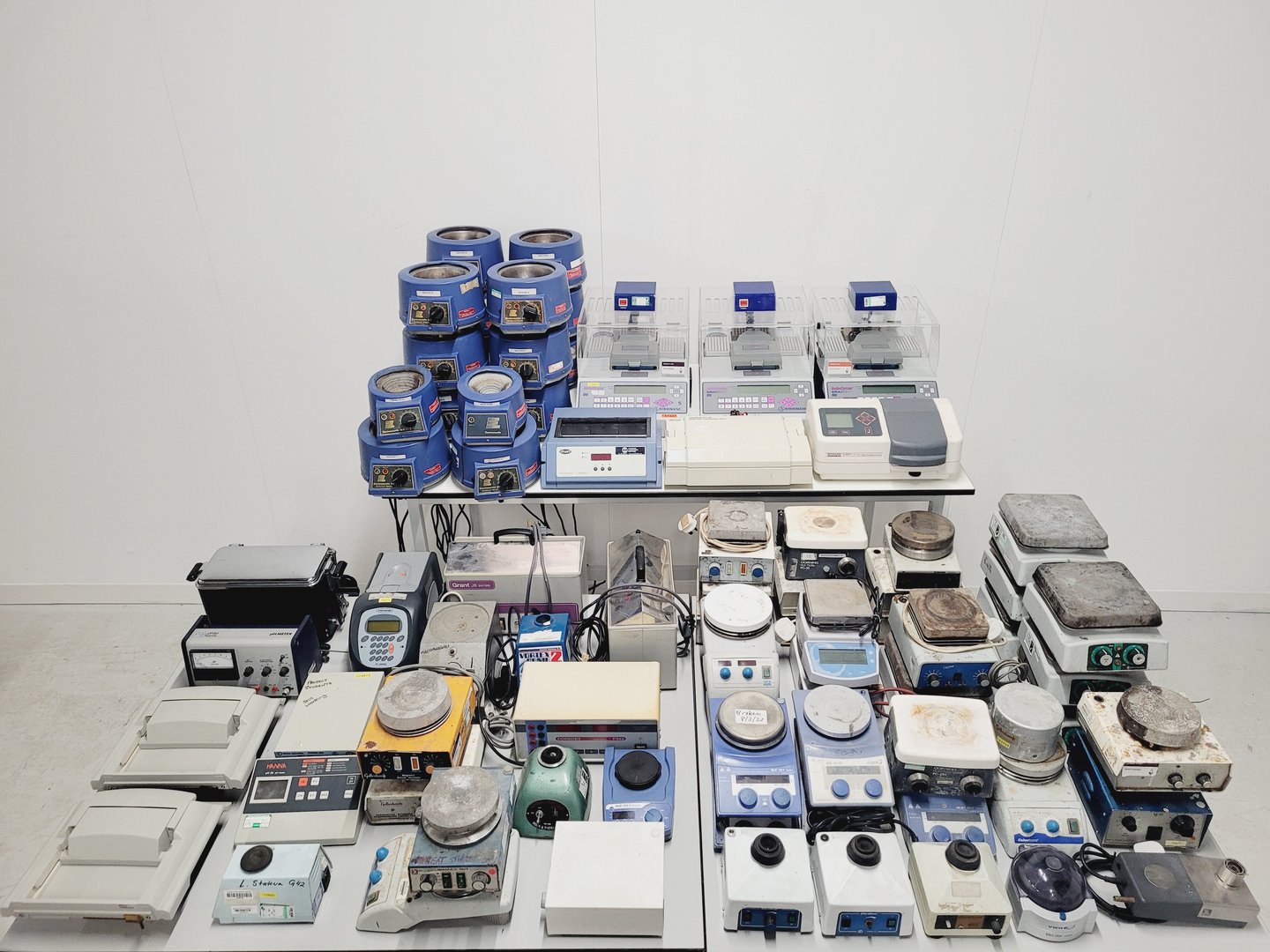 Image of Job Lot of Benchtop Laboratory Equipment - Mixers, Mantles, Stirrers Lab