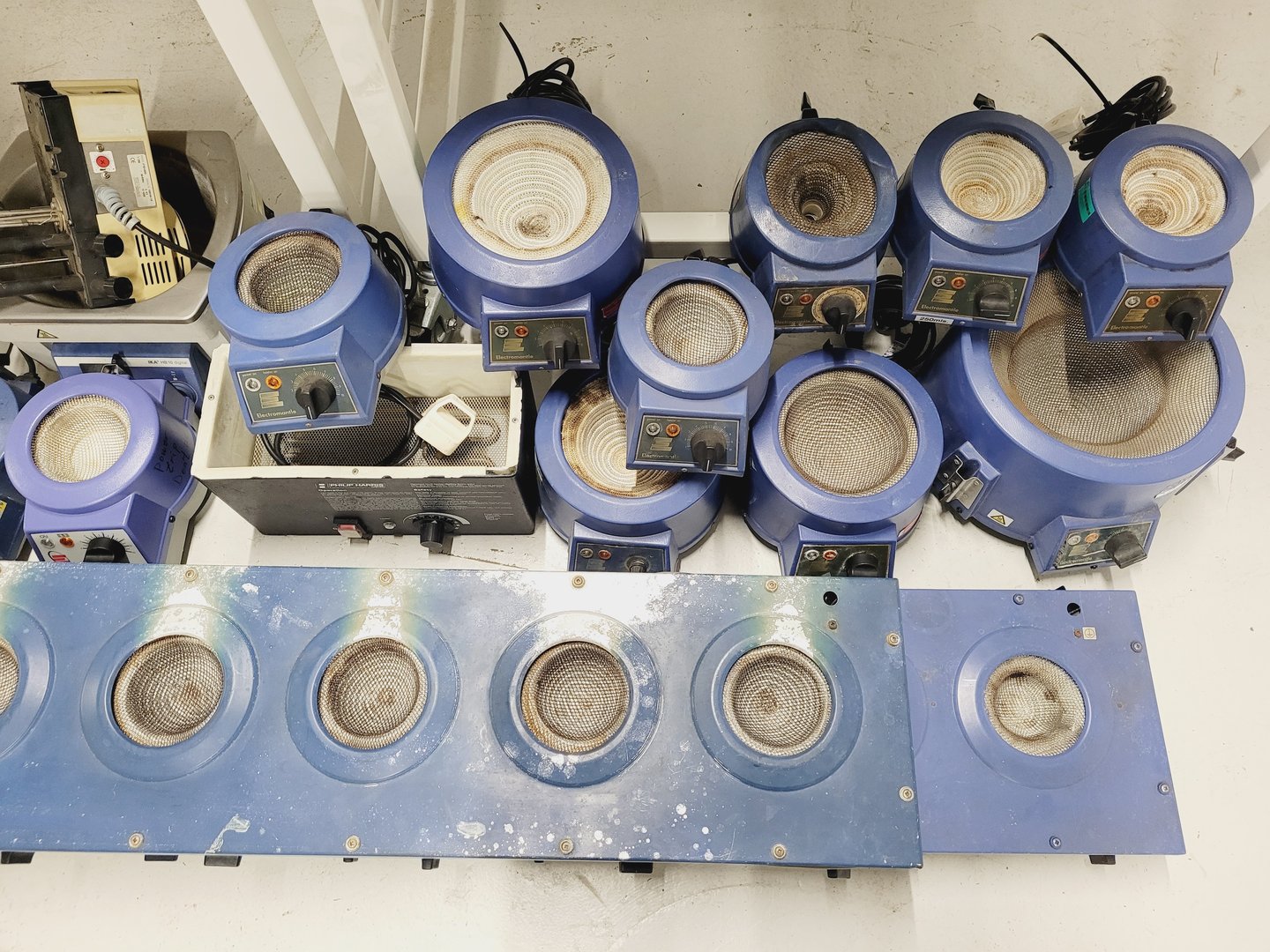 Image of Job Lot of Benchtop Laboratory Equipment - Mixers, Mantles, Stirrers Lab
