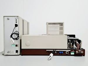 Thumbnail image of Bruker IFS 66 with IFS Electronics Unit & Accessories