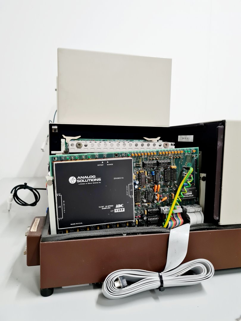 Image of Bruker IFS 66 with IFS Electronics Unit & Accessories