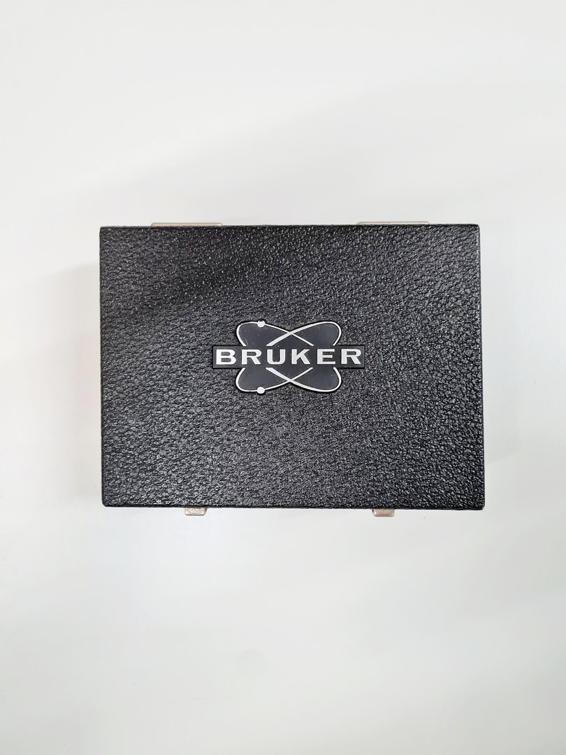Image of Bruker IFS 66 with IFS Electronics Unit & Accessories
