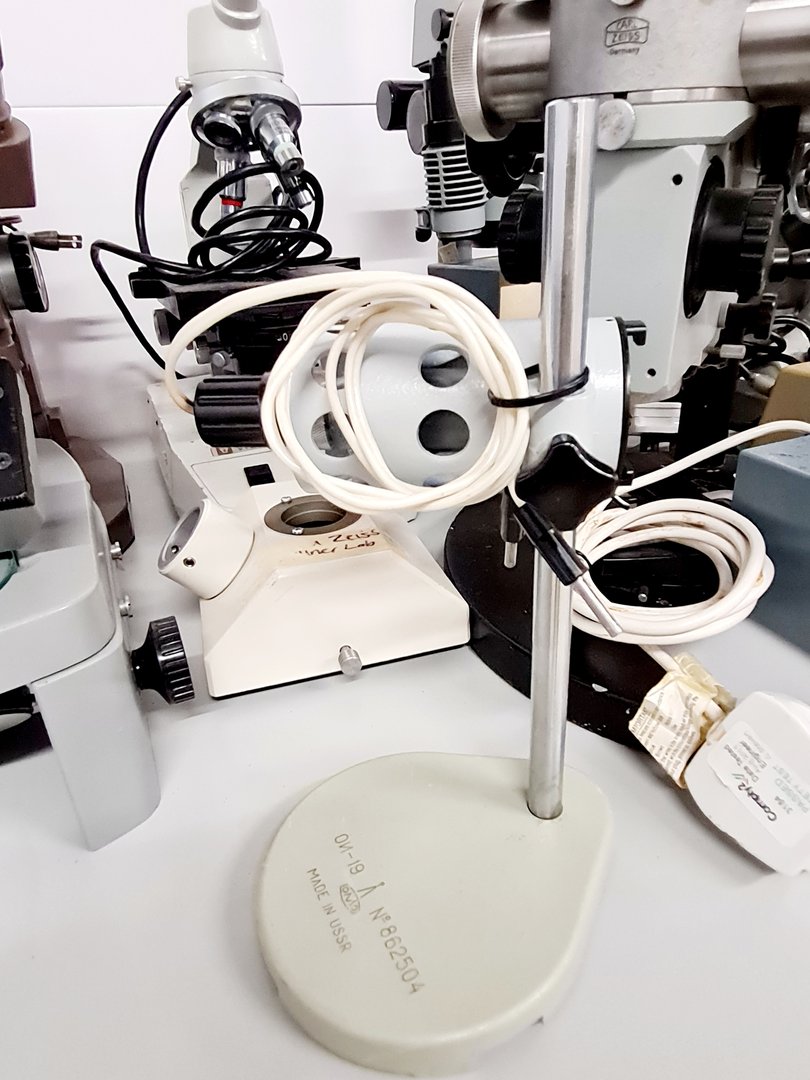 Image of Job Lot of Microscopes & Associated Equipment - Power Supplies, Lamps Lab