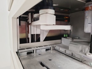 Thumbnail image of Hewlett Packard 1100 Series HPLC System G1311A G1313A G1316A G1314A G1322A Lab