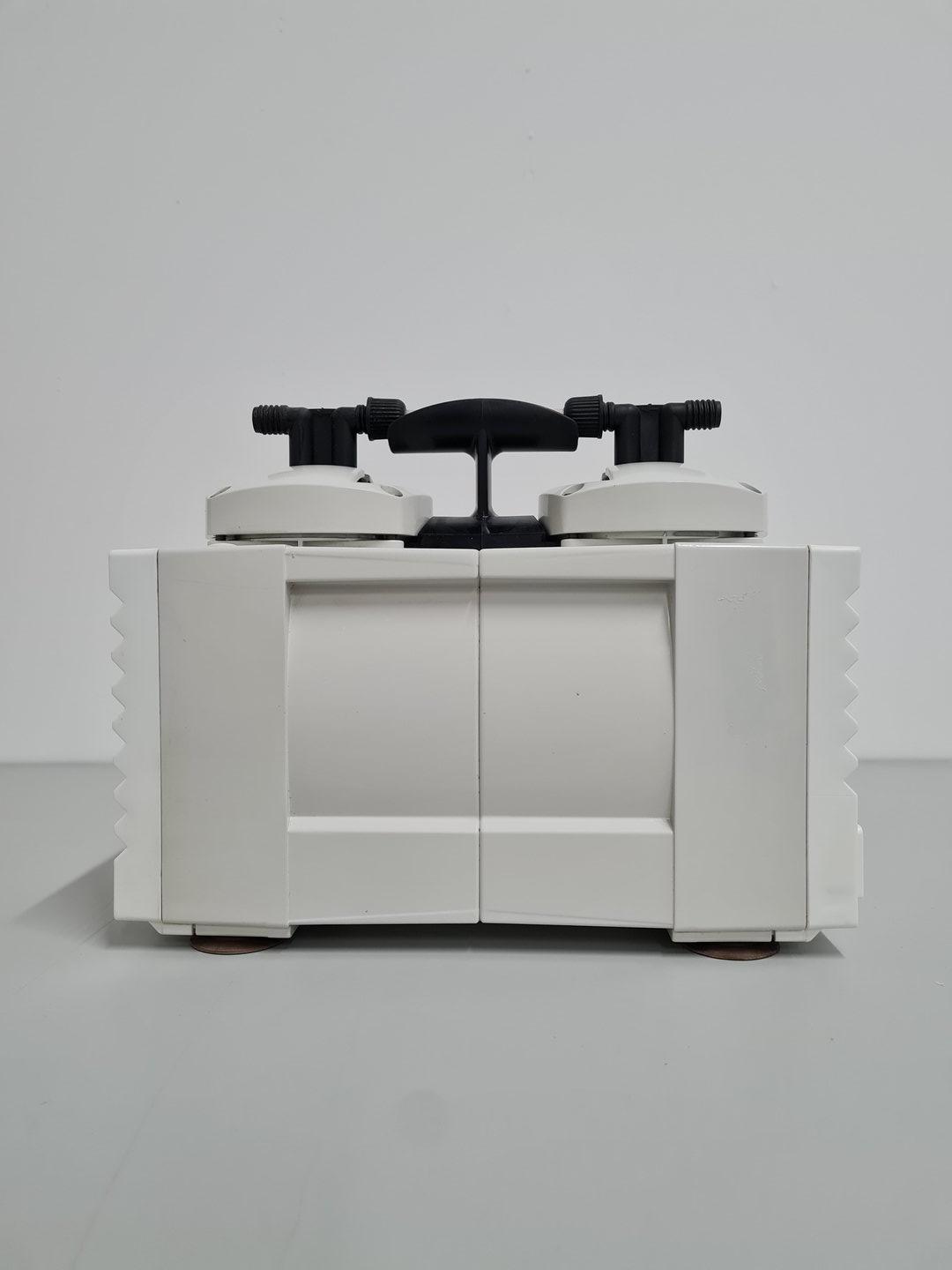 Image of BUCHI Vac V-500 Diaphragm Vacuum Pump Lab