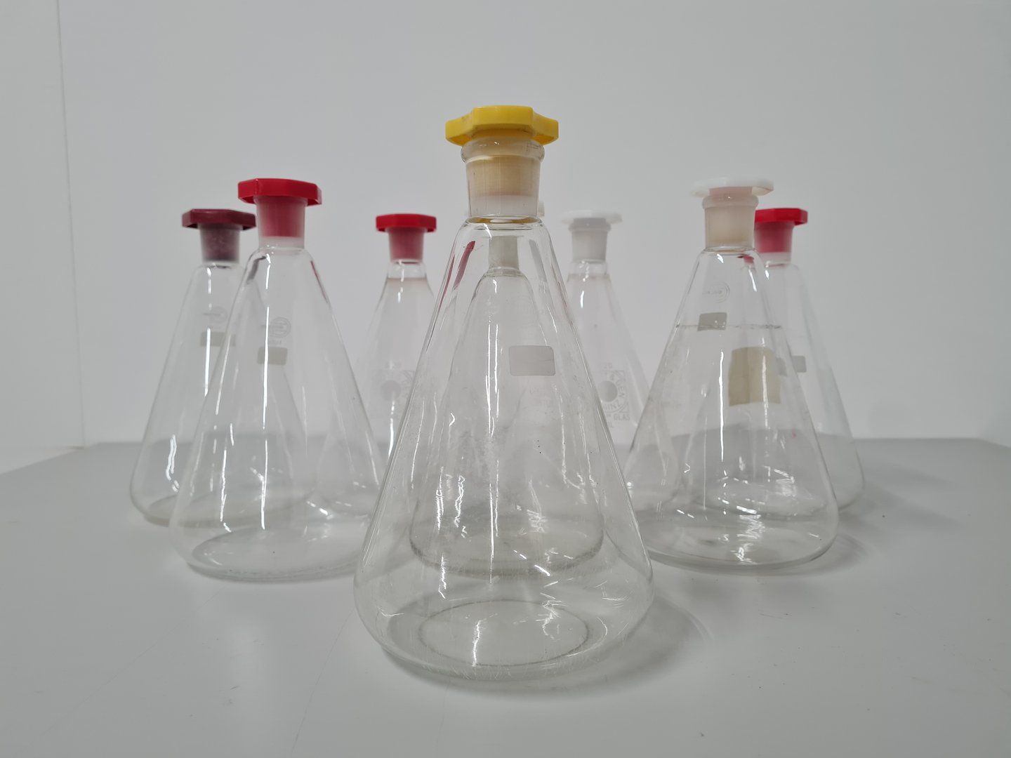Image of Job Lot of New & Used Laboratory Glassware - Buchner Funnels, Flasks & Pipettes 