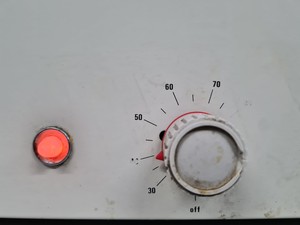 Thumbnail image of Gallenkamp Size 1 Benchtop Incubator Model: INA-300-010W