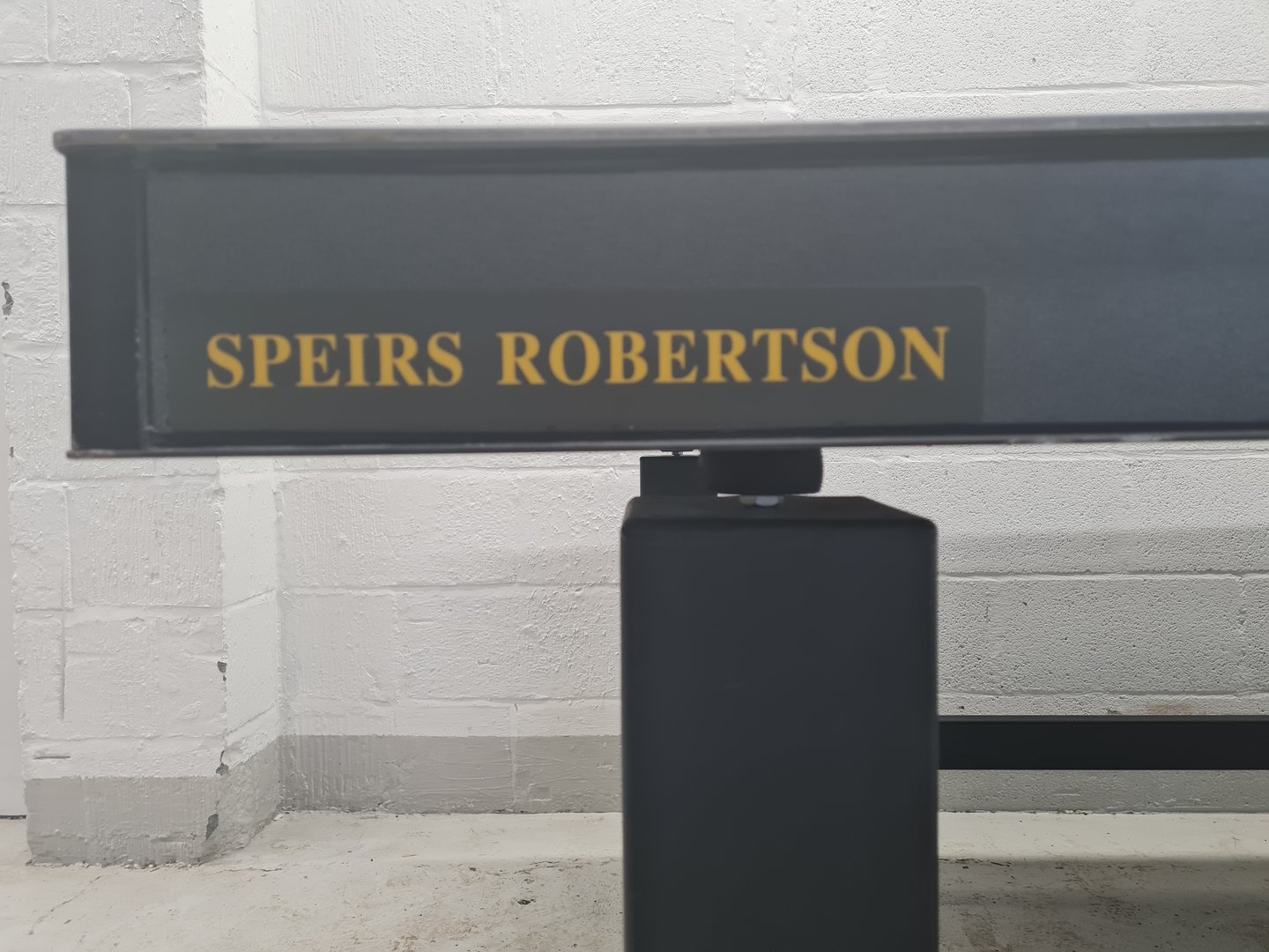 Image of Speirs Robertson Optics Vibration Isolation Table 250x126x84 Lab
