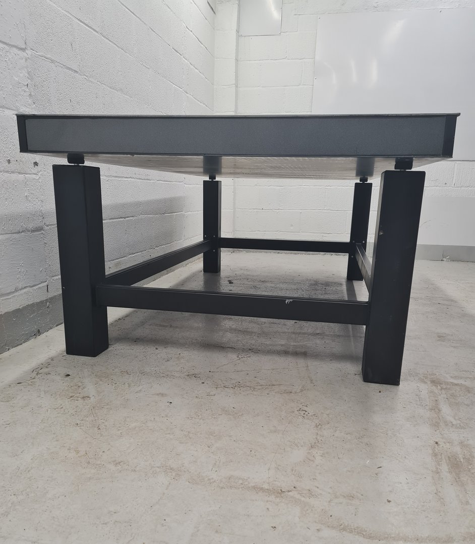 Image of Speirs Robertson Optics Vibration Isolation Table 250x126x84 Lab