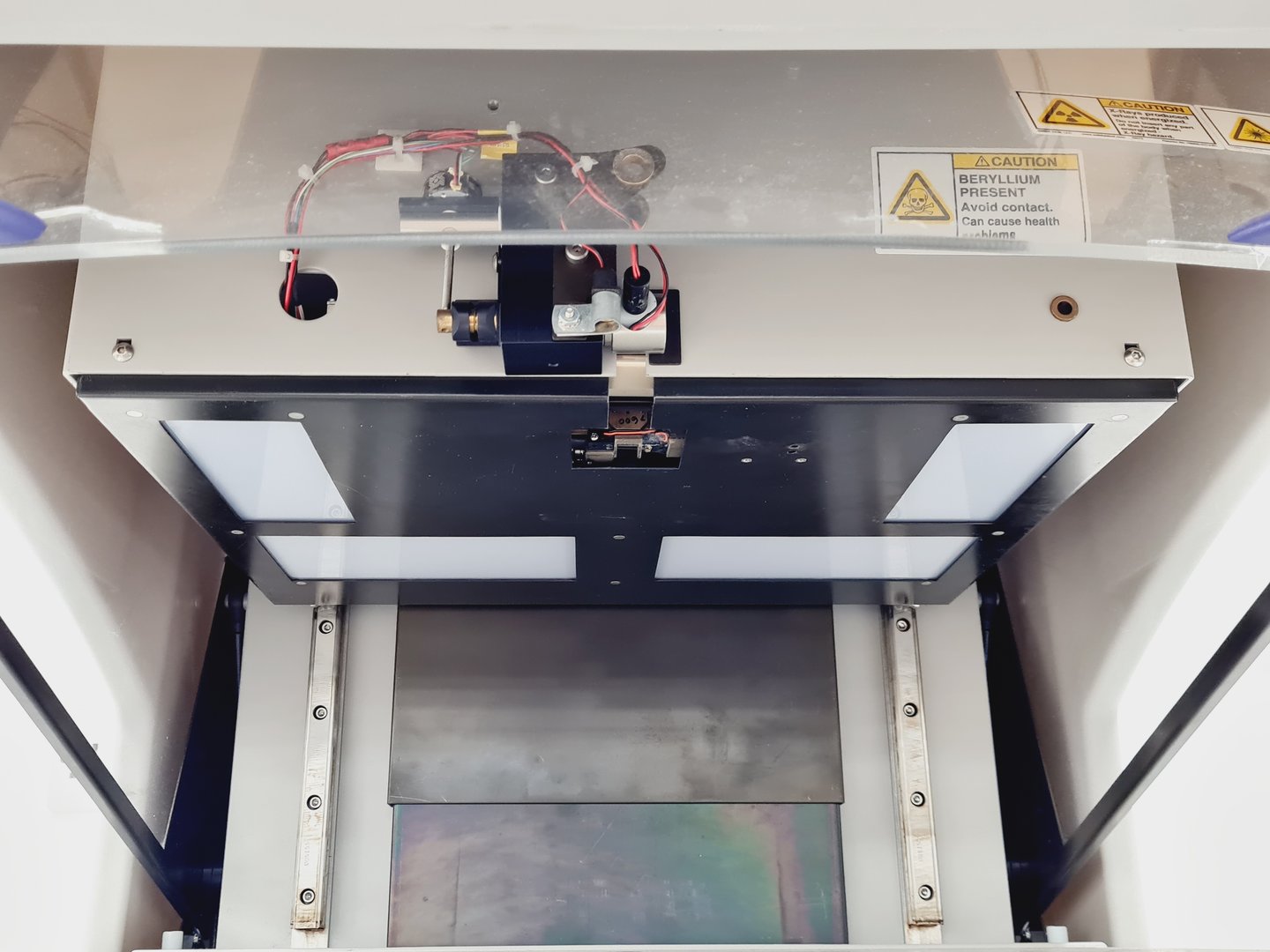 Image of Oxford Instruments X-Strata 960 XRF Analyzer Lab