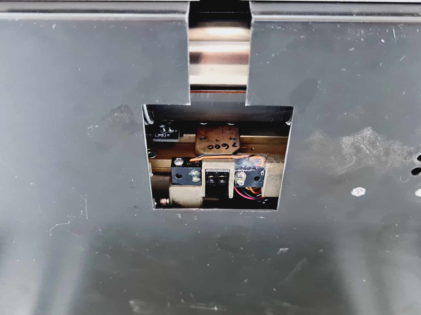 Image of Oxford Instruments X-Strata 960 XRF Analyzer Lab