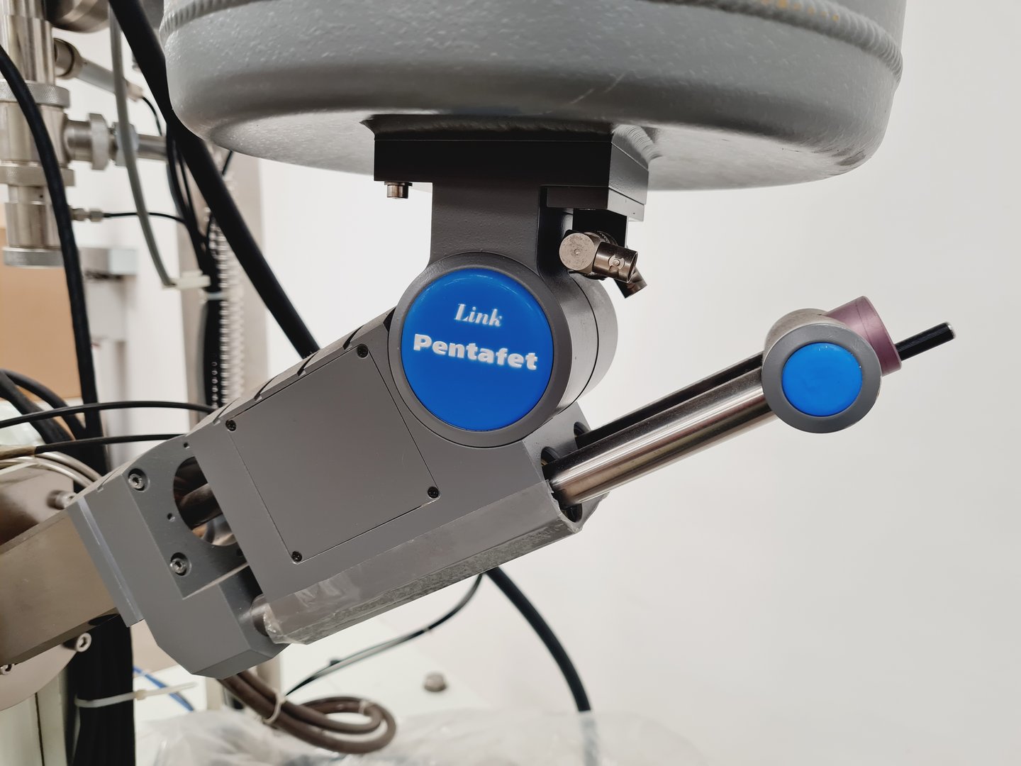 Image of JEOL JSM 840A  SEM Scanning Electron Microscope System (No Control Panel)