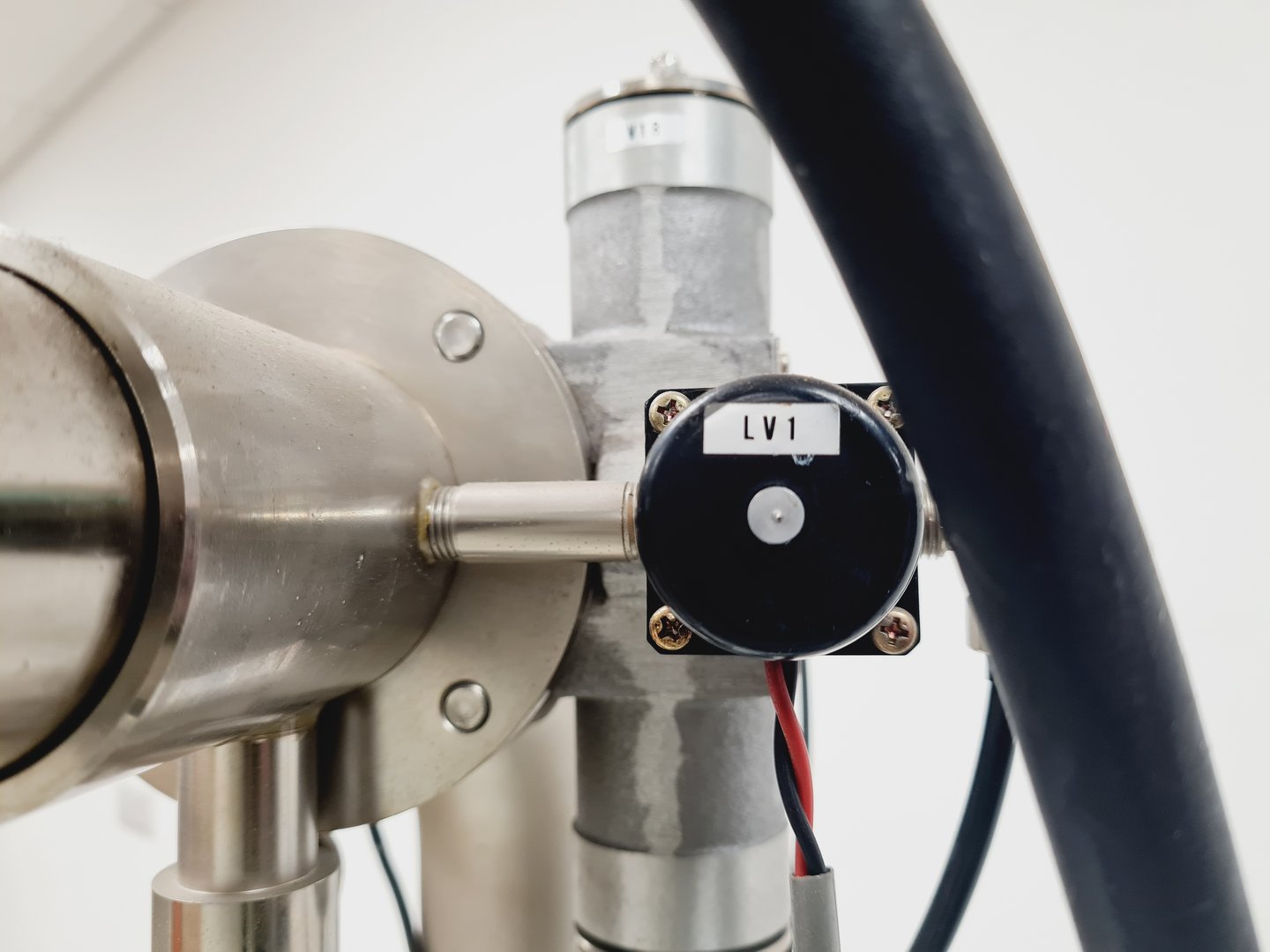 Image of JEOL JSM 840A  SEM Scanning Electron Microscope System (No Control Panel)