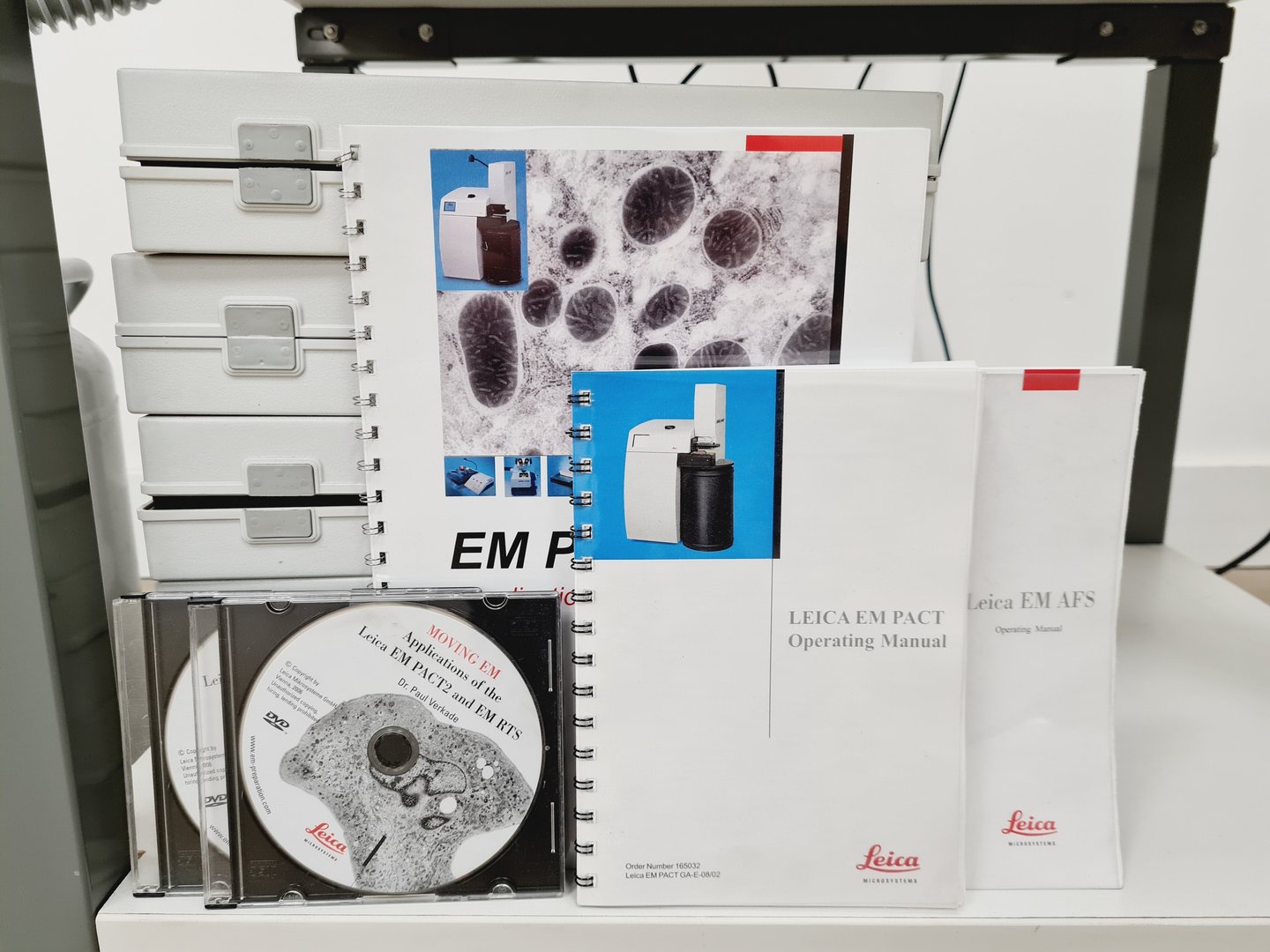 Image of LEICA EM-PACT 1 High Pressure Freezer w/ EM-AFS Low Temperature Embedding System