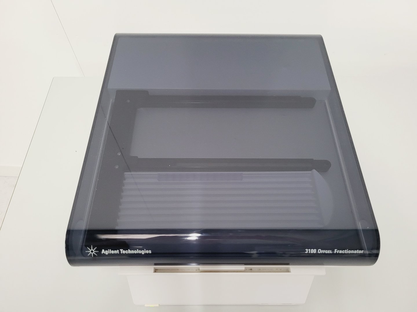 Image of Agilent Technologies G3100A Offgel Fractionator