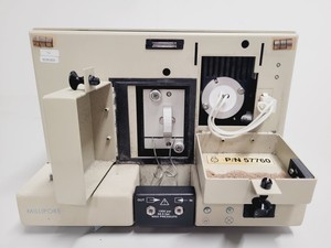 Thumbnail image of Lot of 9 Waters - Millipore HPLC Units - Autosamplers, Detectors, Controllers