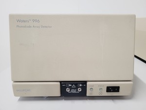 Thumbnail image of Lot of 9 Waters - Millipore HPLC Units - Autosamplers, Detectors, Controllers