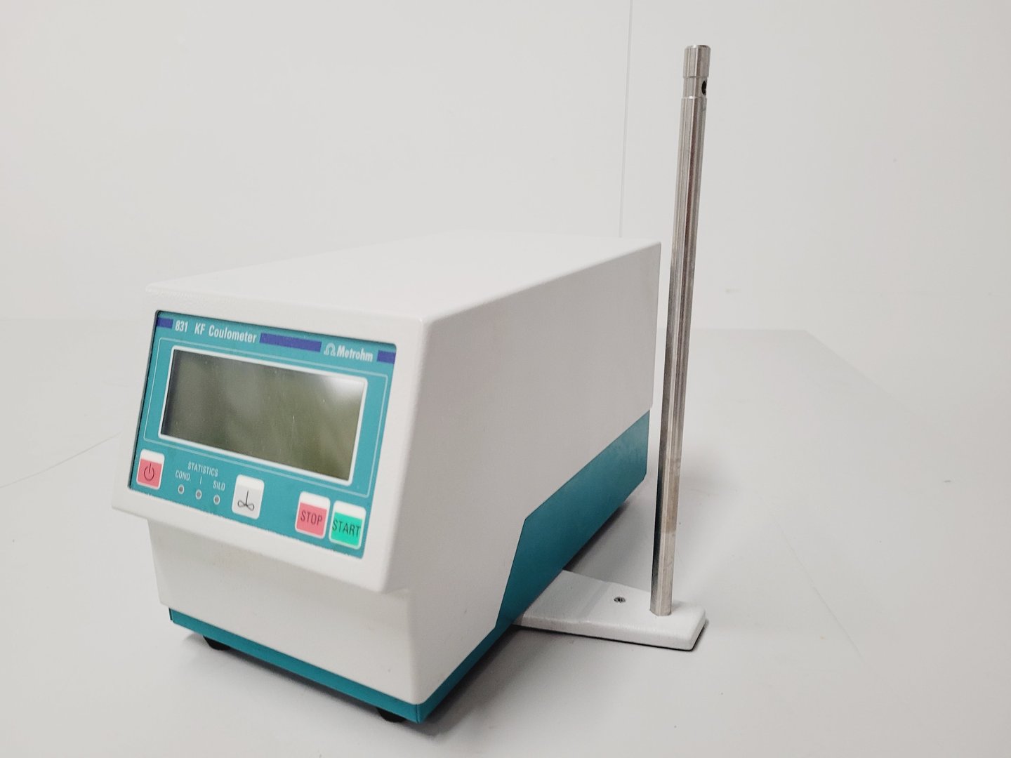 Image of Metrohm 831 KF Coulometer System with Keypad, Magnetic Stirrer and Accessories