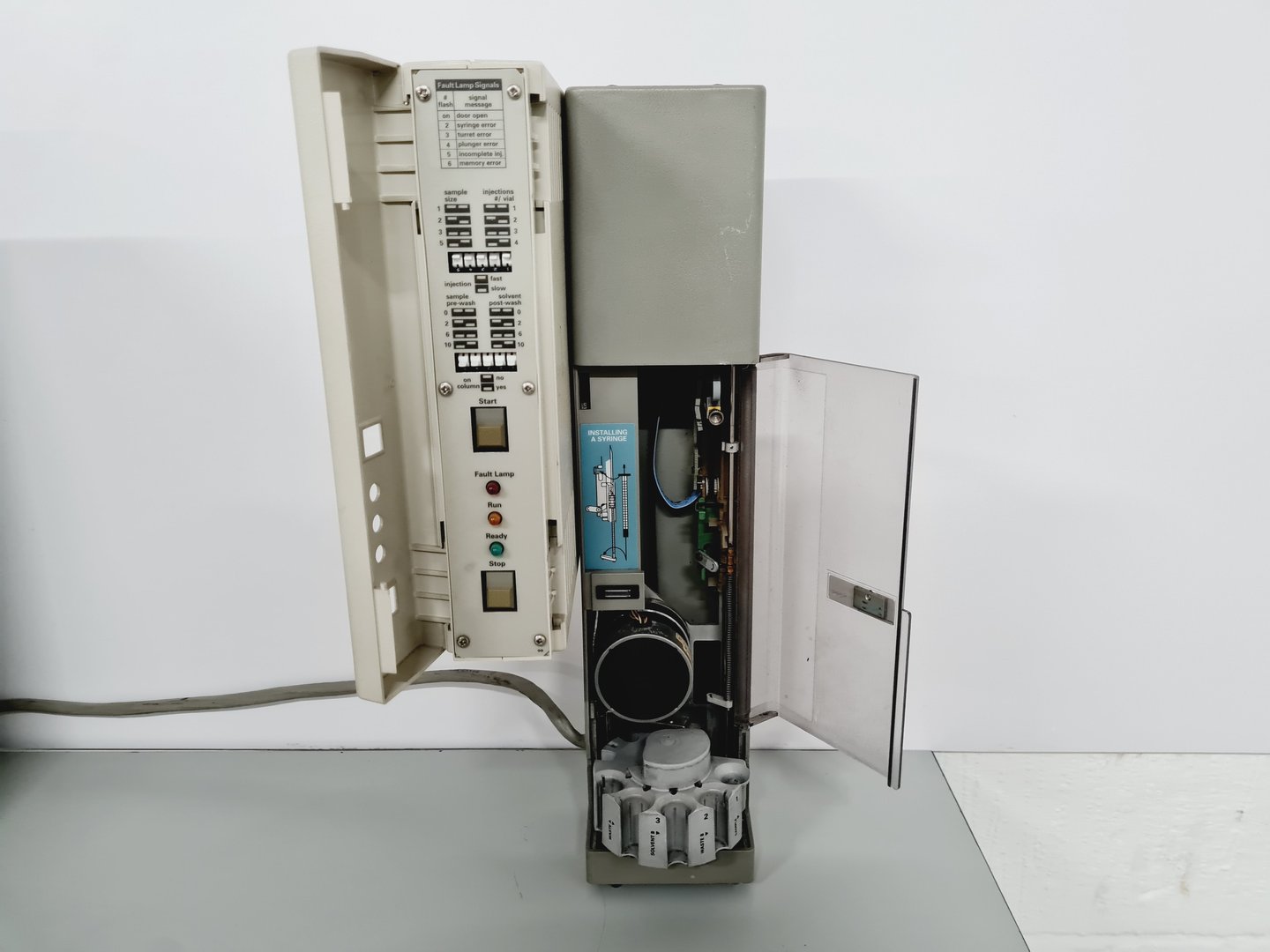 Image of Hewlett Packard 5890 Series II Gas Chromatograph GC System Lab