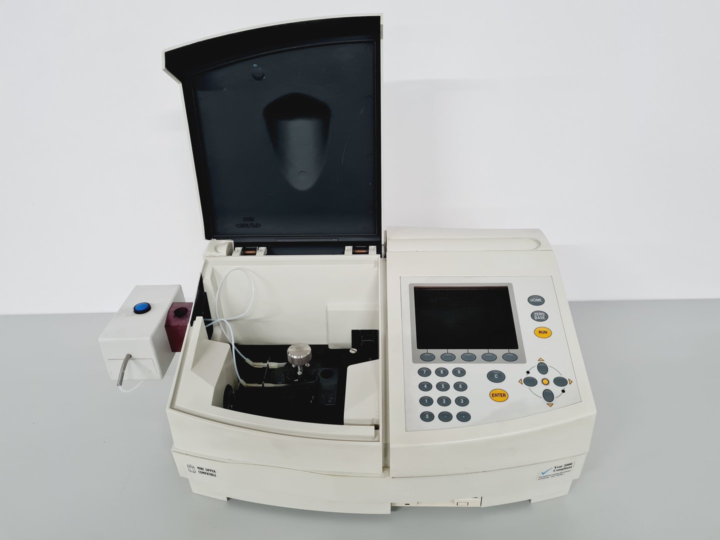 Image of Unicam Helios Alpha Spectrophotometer Lab