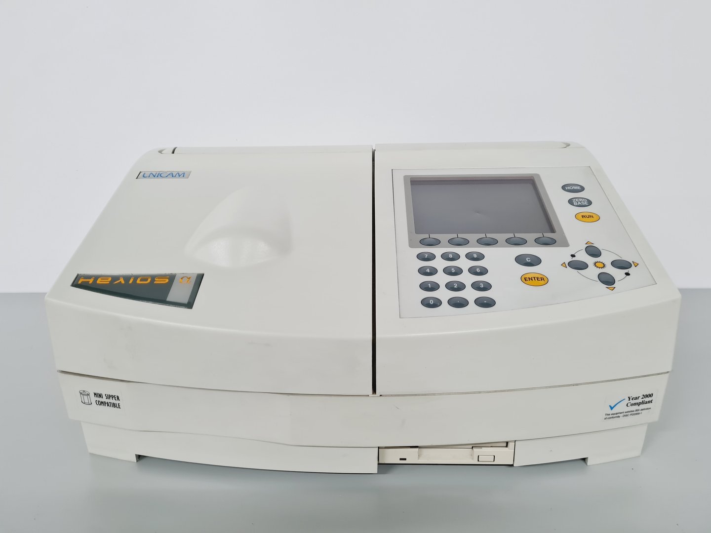 Image of Unicam Model Helios Alpha Spectrophotometer Lab