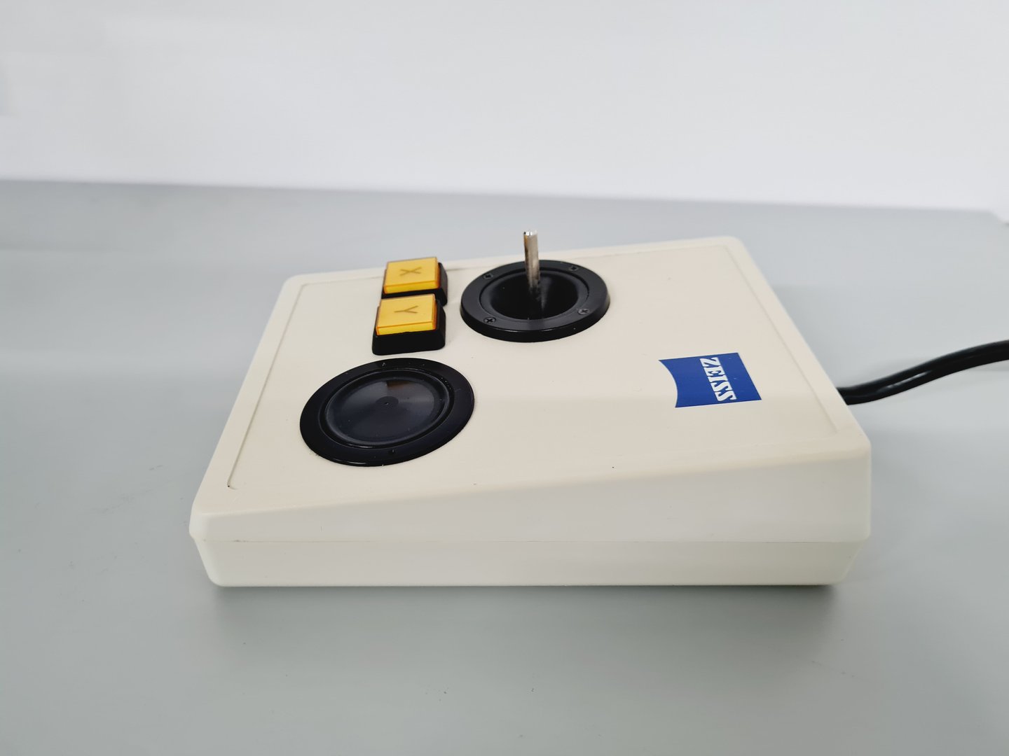 Image of Zeiss Axioplan 2 Upright Fluorescence Microscope with Motorised XY Stage
