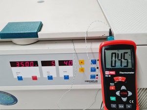 Thumbnail image of Heraeus Megafuge 1.0R Centrifuge Lab