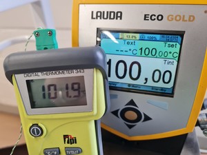 Thumbnail image of Lauda Eco Gold with Lauda Eco RE 420 G Water Bath Lab