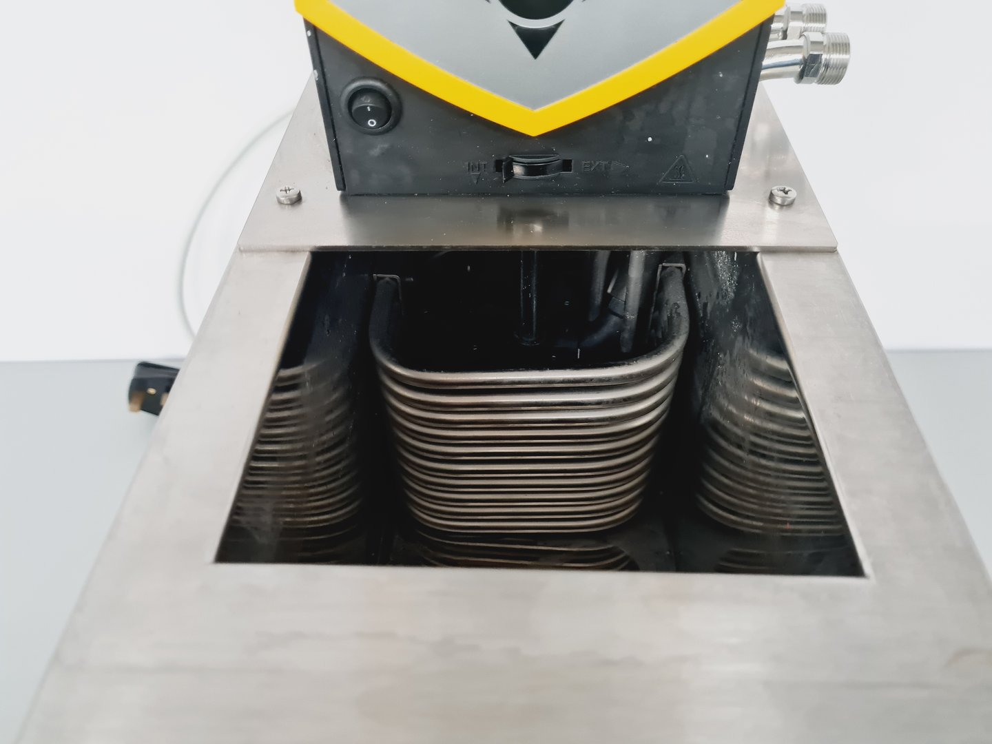 Image of Lauda Eco Gold with Lauda Eco RE 420 Refrigerated Water Bath Lab