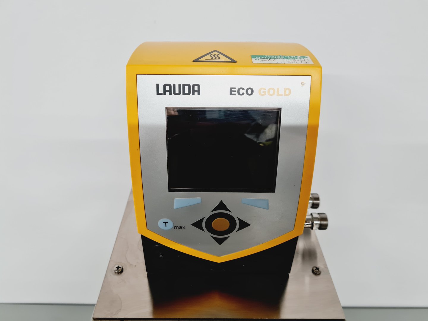 Image of Lauda Eco Gold with Lauda Eco RE 620 G Water Bath Lab