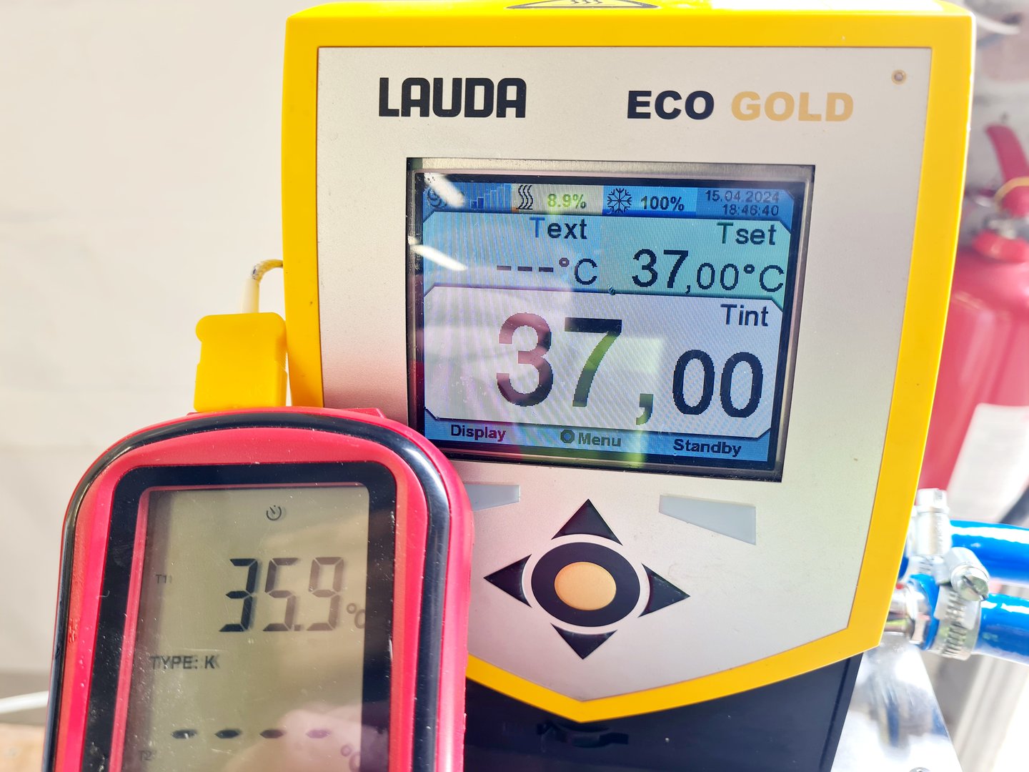 Image of Lauda Eco Gold with Lauda Eco RE 620 G Water Bath Lab