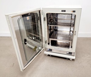 Thumbnail image of Sanyo MCO-18AC CO2 Incubator Lab