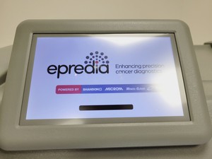 Thumbnail image of Epredia HM525 NX UV Cryostat (Thermo Shandon) Lab