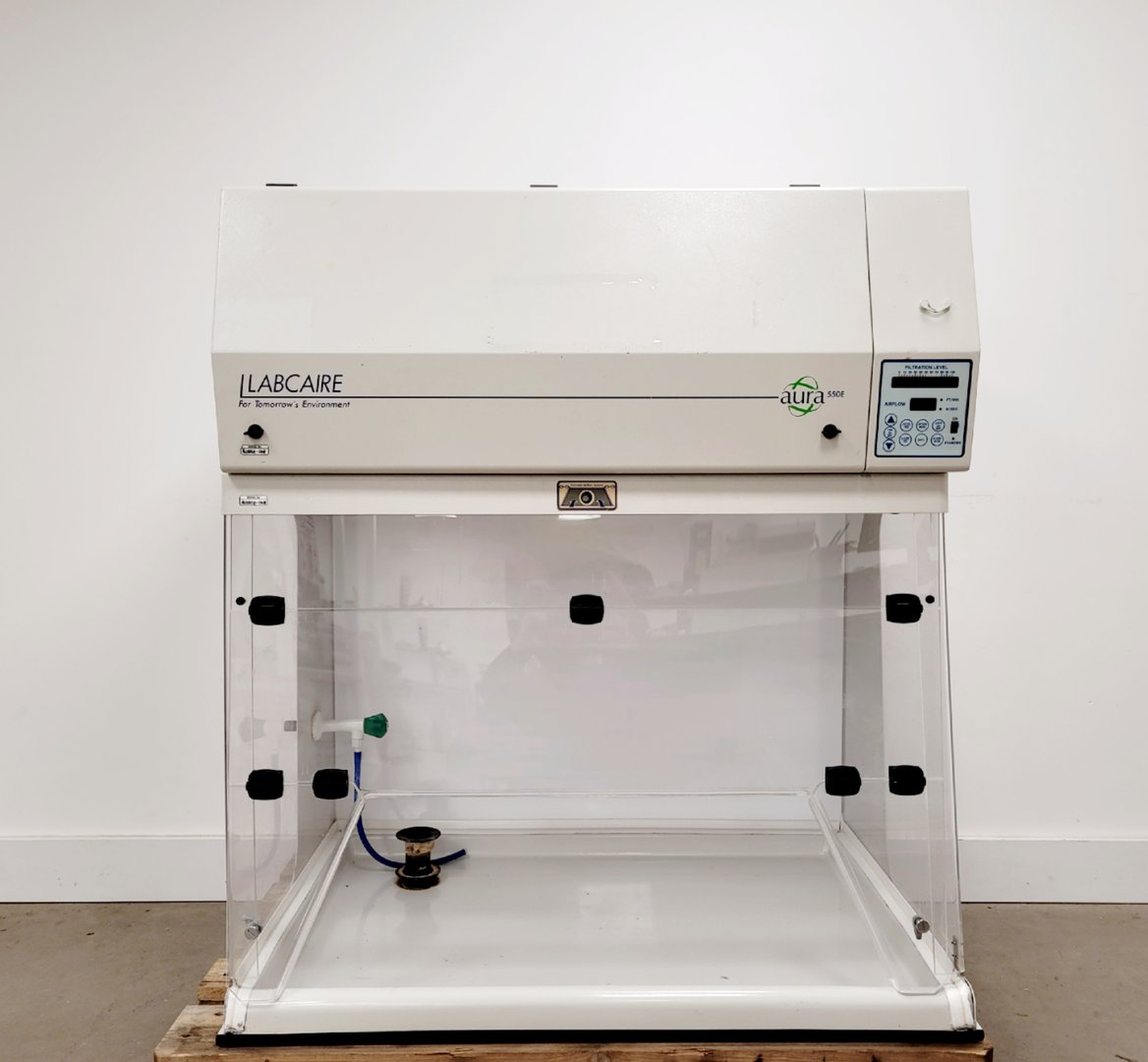 Image of Labcaire Aura 550E Fume Cabinet Lab Spares/Repairs