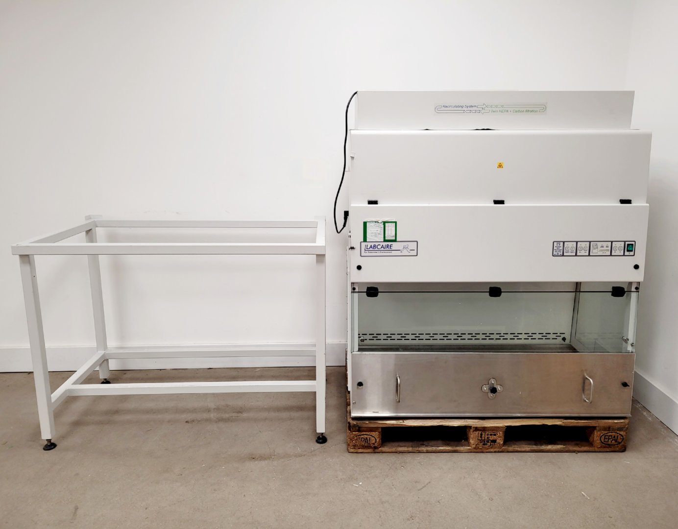 Image of Labcaire Model SC12R Recirculating Class II Safety Cabinet Lab