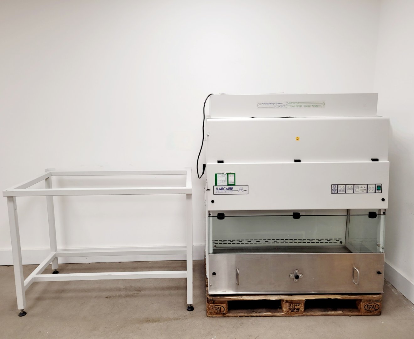 Image of Labcaire Model SC12R Recirculating Class II Safety Cabinet Lab