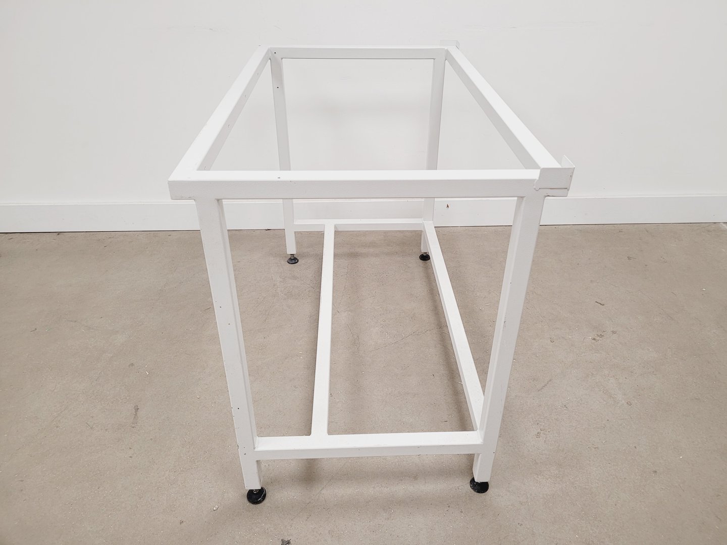 Image of Labcaire Model SC12R Recirculating Class II Safety Cabinet Lab