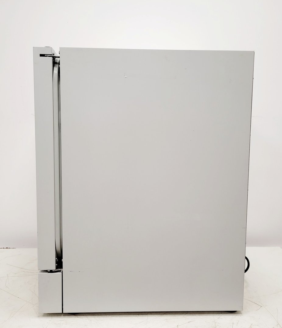Image of Binder CO2 Laboratory Incubator CB 150  Lab Spares/Repairs