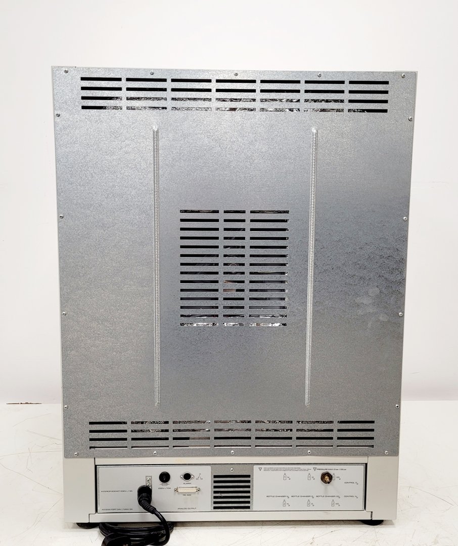 Image of Binder CO2 Laboratory Incubator CB 150  Lab Spares/Repairs