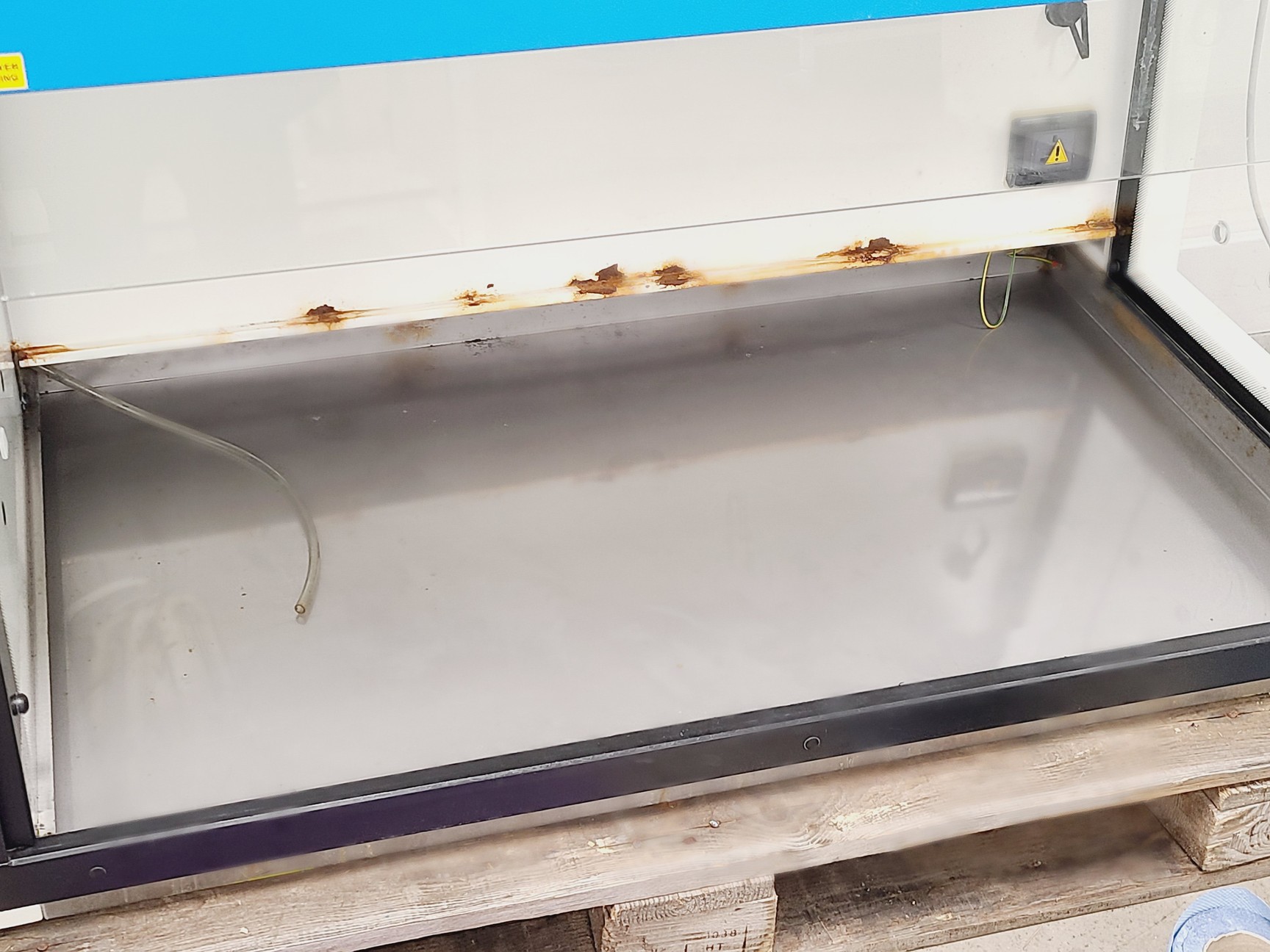 Image of Faster SafeFAST Classic 212 Class 2 Microbiological Safety Cabinet