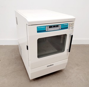 Thumbnail image of Lab Companion SIF-5000R Refrigerated Incubated Shaker - Shaking Incubator Lab