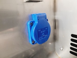 Thumbnail image of Lab Companion SIF-5000R Refrigerated Incubated Shaker - Shaking Incubator Lab
